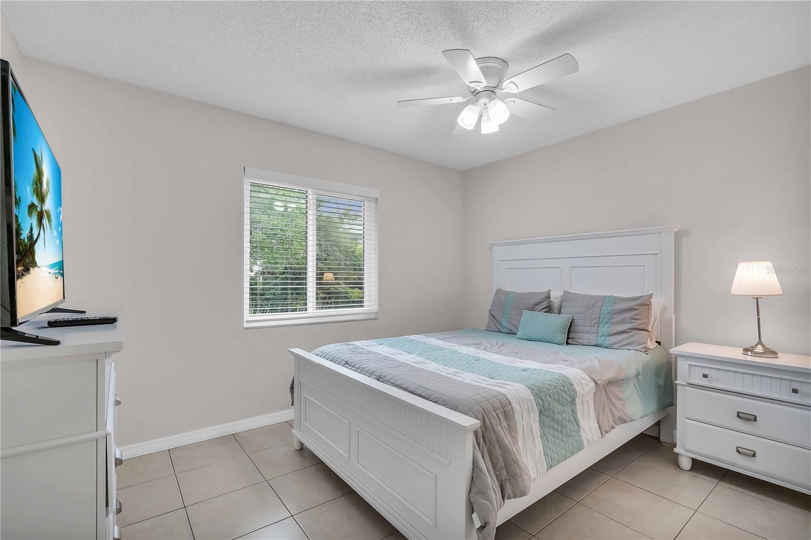 Image 10 of 17 For 1670 Laurel Street 205