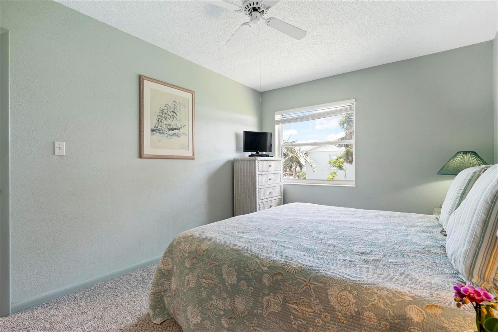 Image 16 of 39 For 522 Pine Avenue 7d