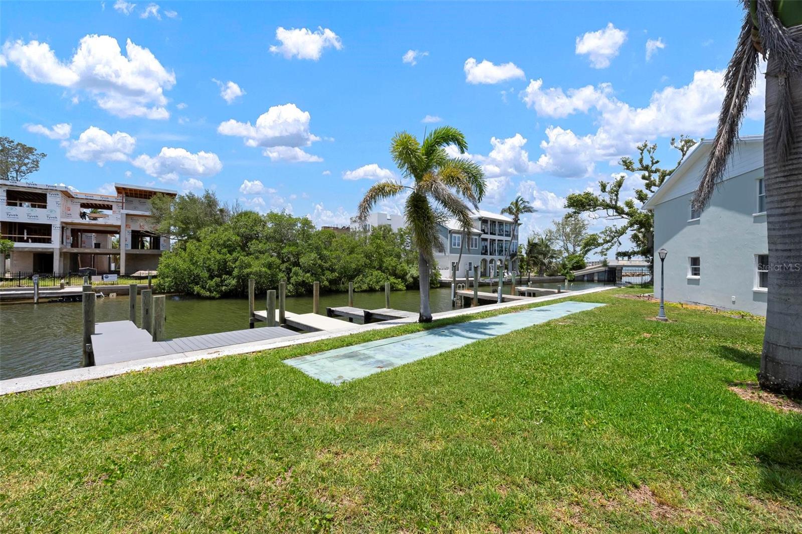 Image 21 of 39 For 522 Pine Avenue 7d