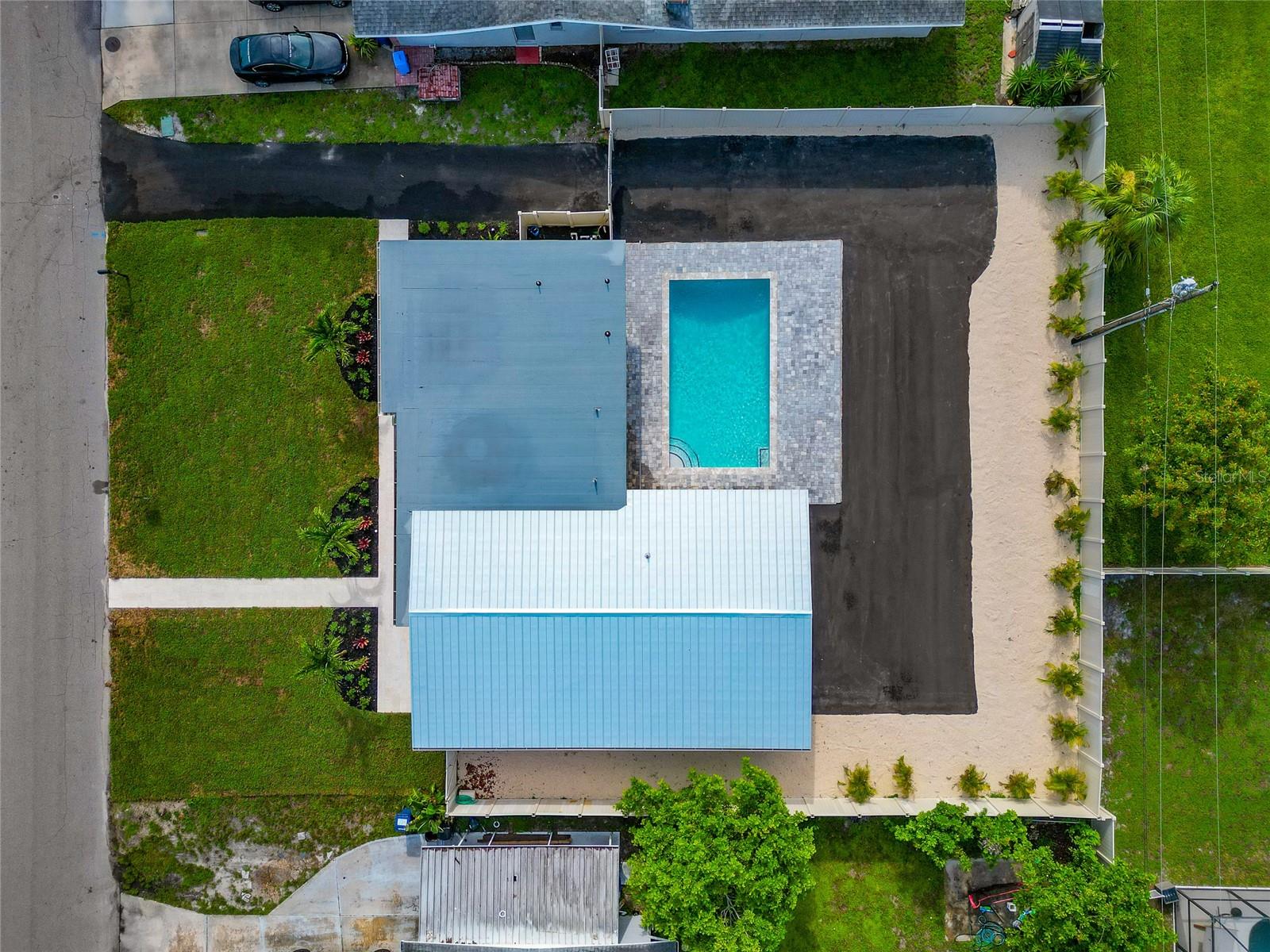 Image 32 of 66 For 4515 19th Avenue W