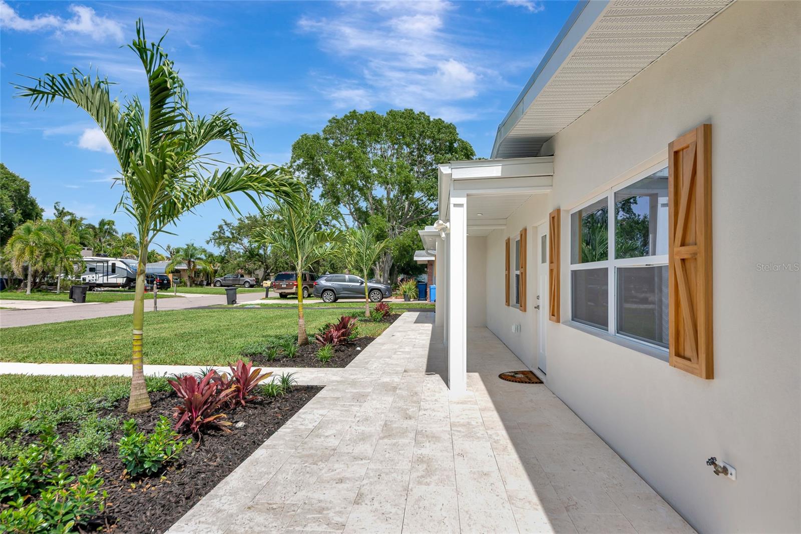 Image 4 of 66 For 4515 19th Avenue W
