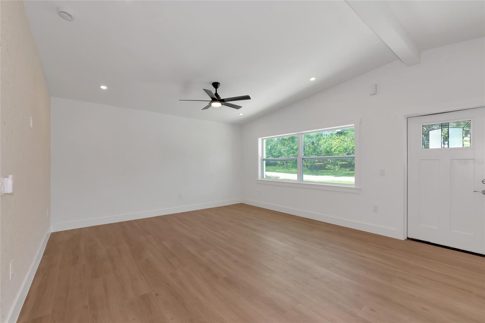 Image 45 of 66 For 4515 19th Avenue W
