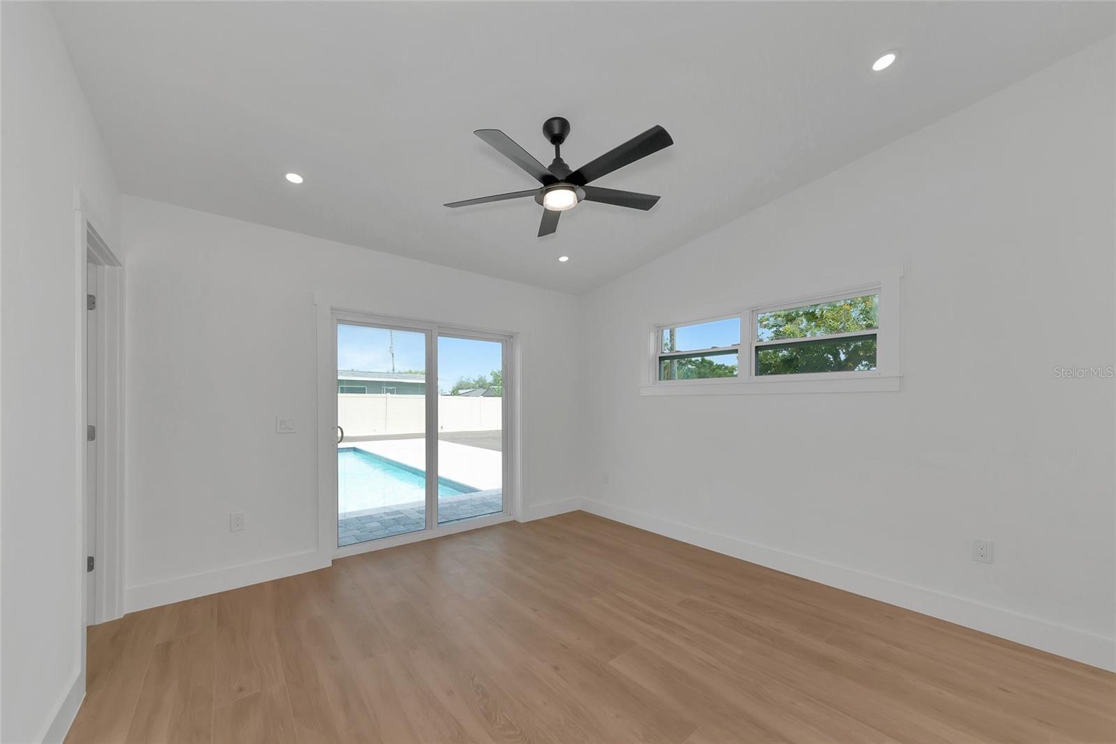 Image 46 of 66 For 4515 19th Avenue W