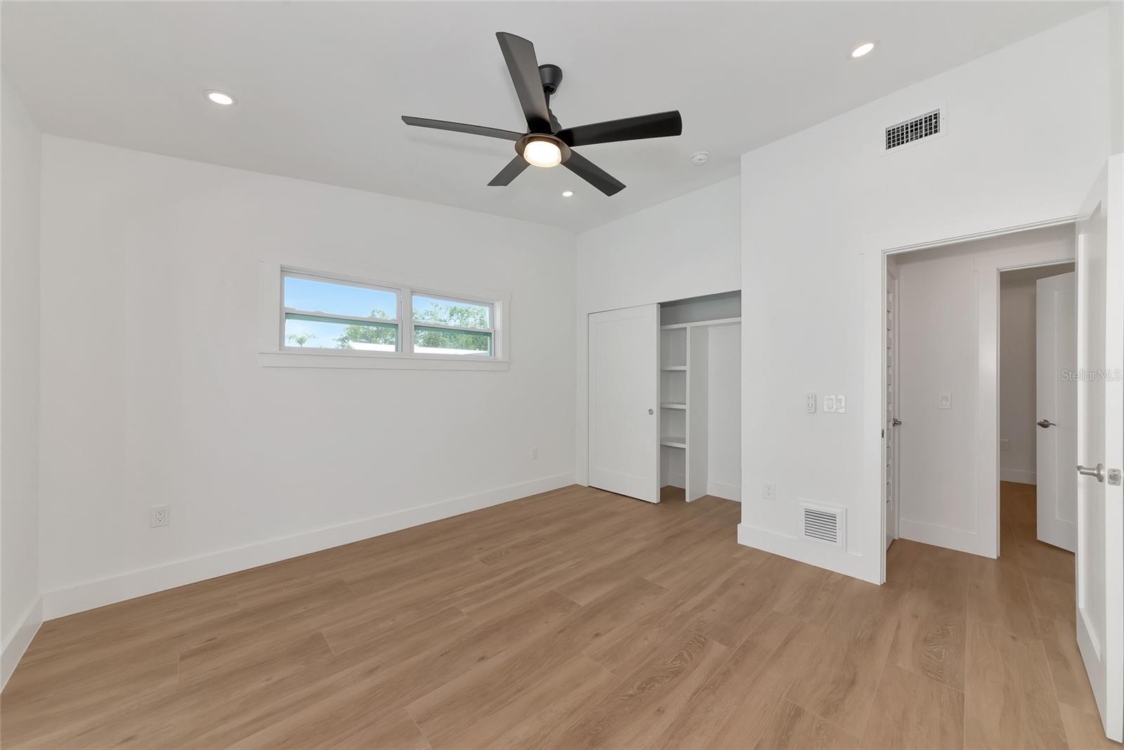 Image 48 of 66 For 4515 19th Avenue W