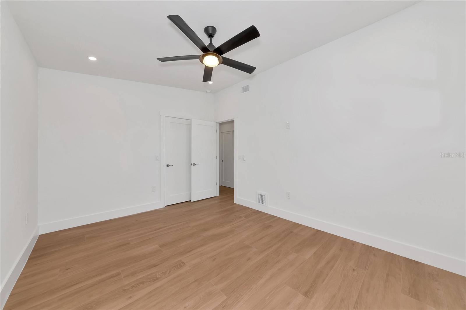 Image 51 of 66 For 4515 19th Avenue W