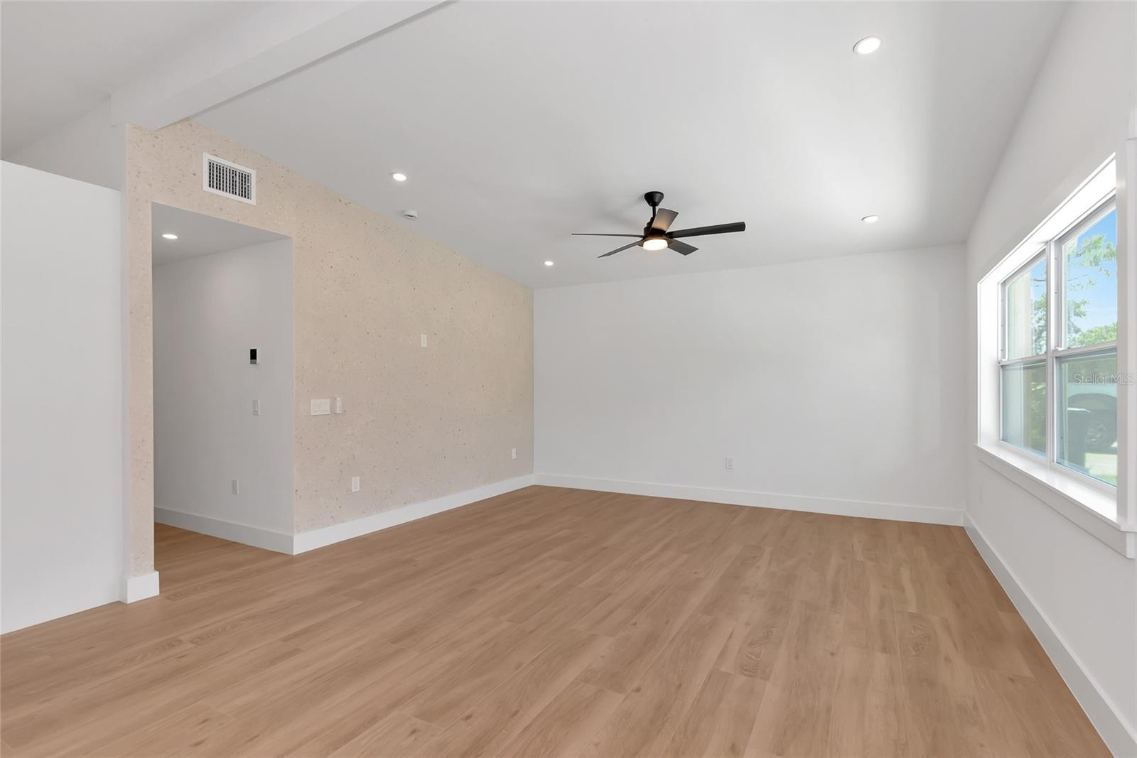 Image 56 of 66 For 4515 19th Avenue W
