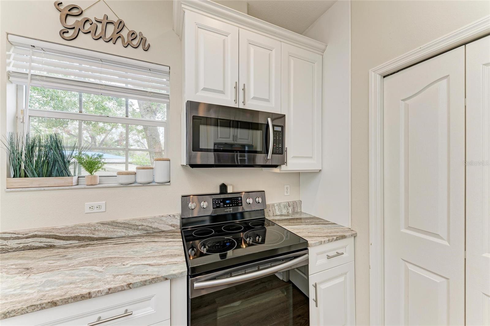Image 17 of 42 For 1302 Carissa Court