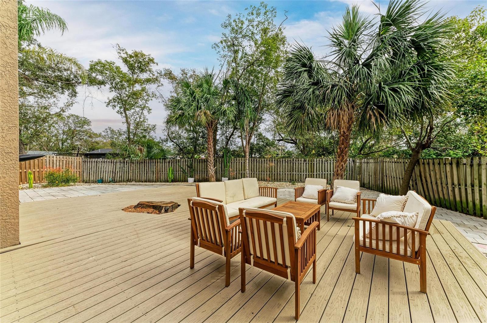 Image 37 of 42 For 1302 Carissa Court