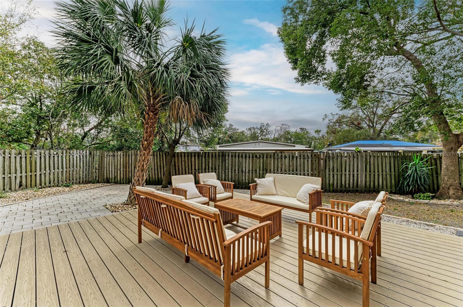 Image 38 of 42 For 1302 Carissa Court