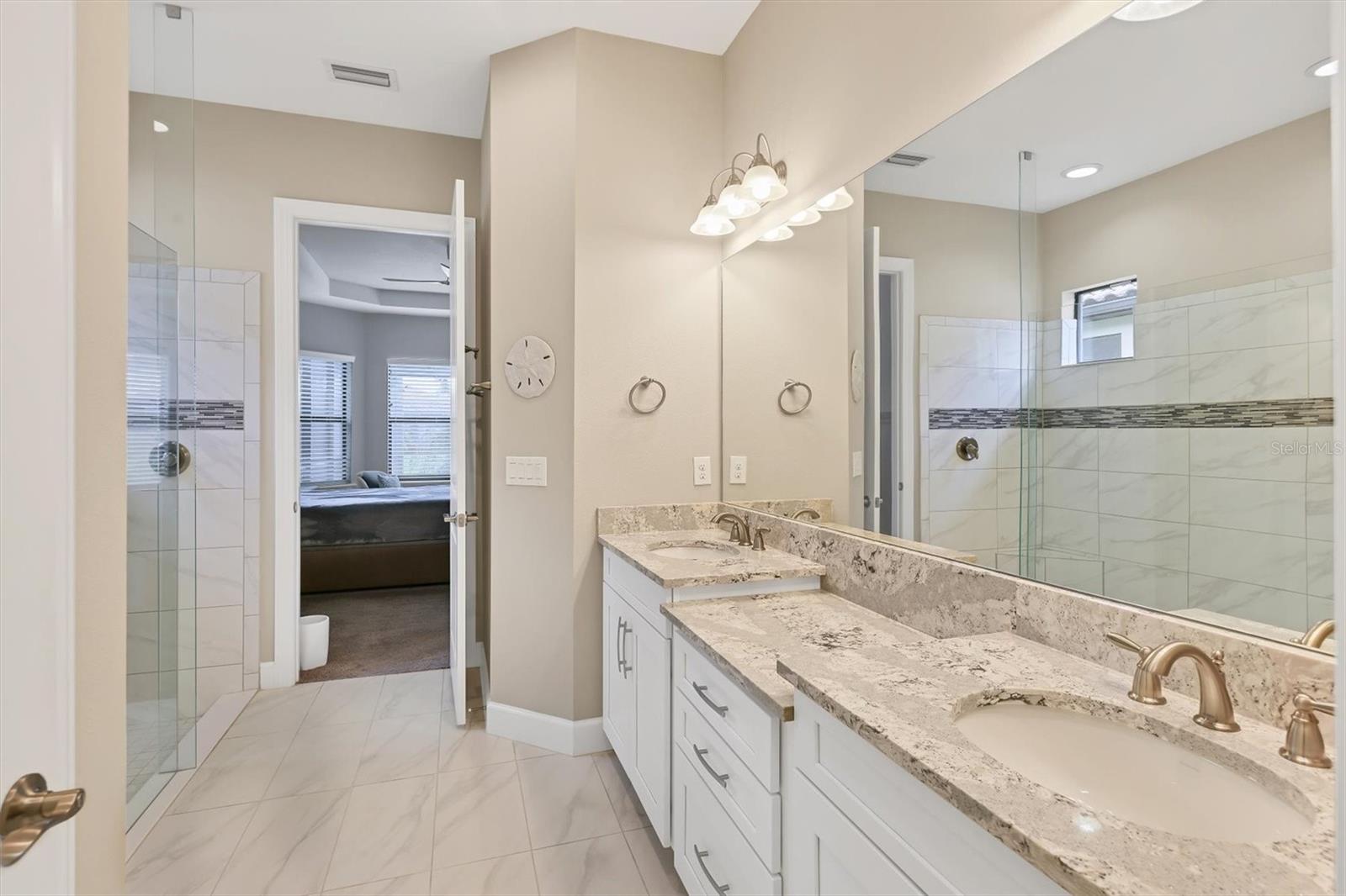 Image 23 of 67 For 5596 Cantucci Street