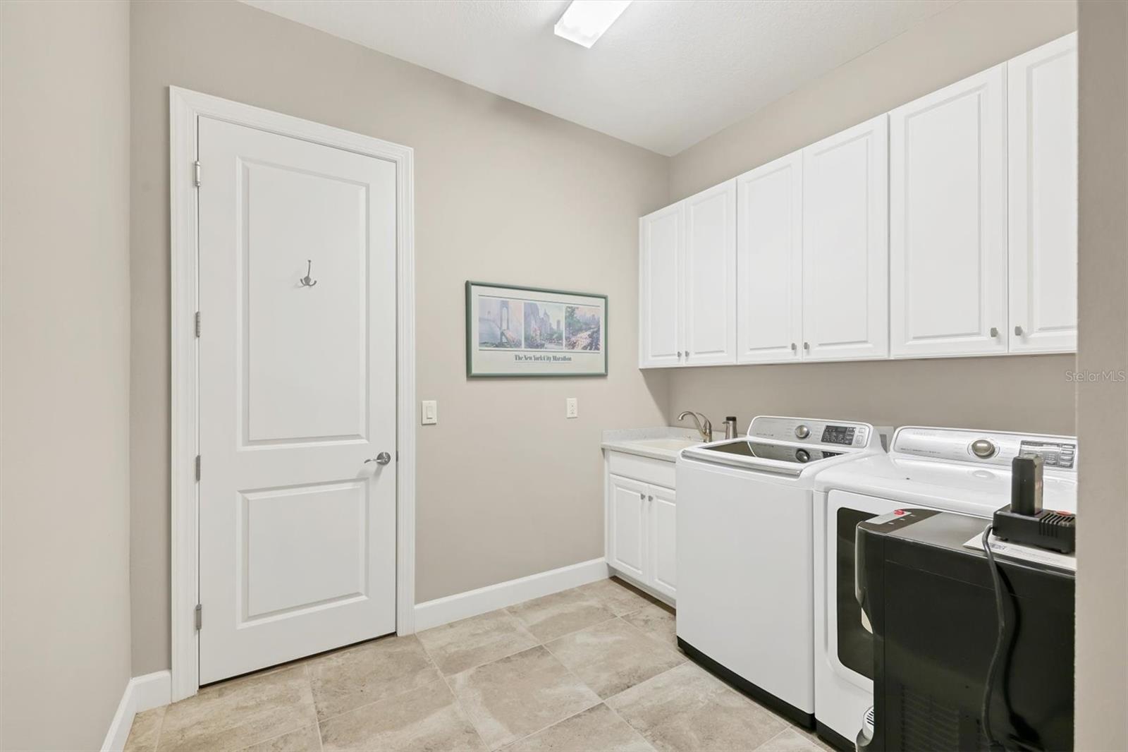 Image 30 of 67 For 5596 Cantucci Street