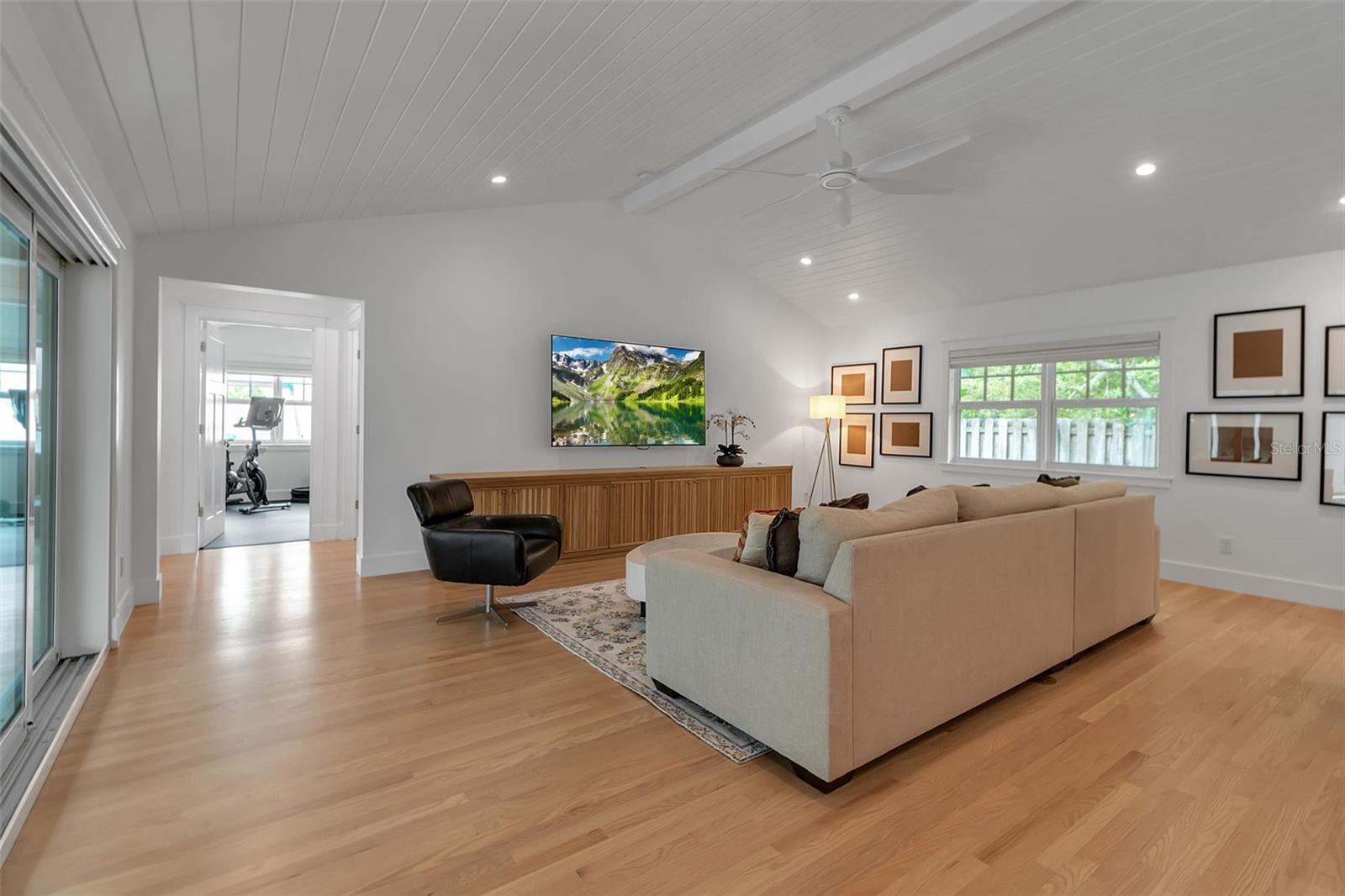 Image 18 of 78 For 1838 Alta Vista Street