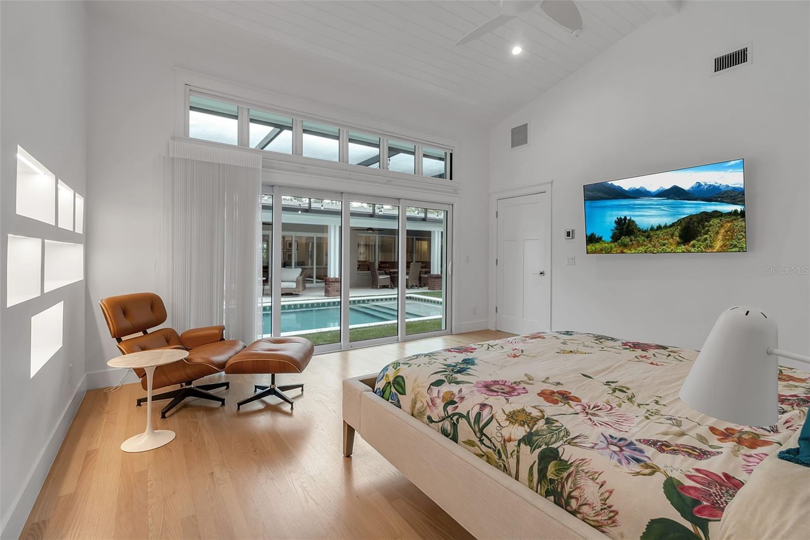 Image 36 of 78 For 1838 Alta Vista Street