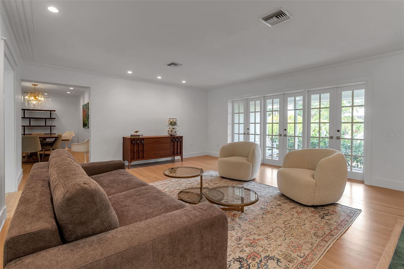 Image 7 of 78 For 1838 Alta Vista Street