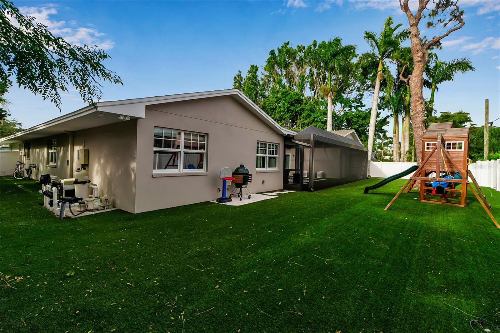 Image 72 of 78 For 1838 Alta Vista Street