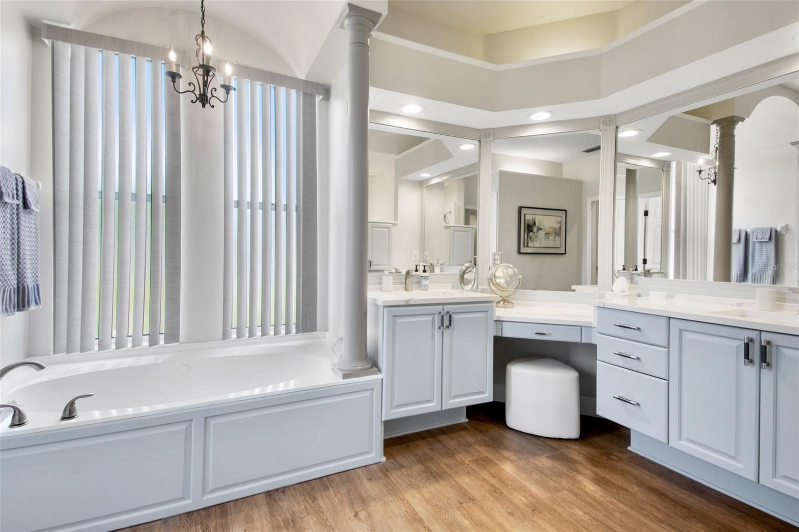 Image 22 of 43 For 4831 Sweetmeadow Circle