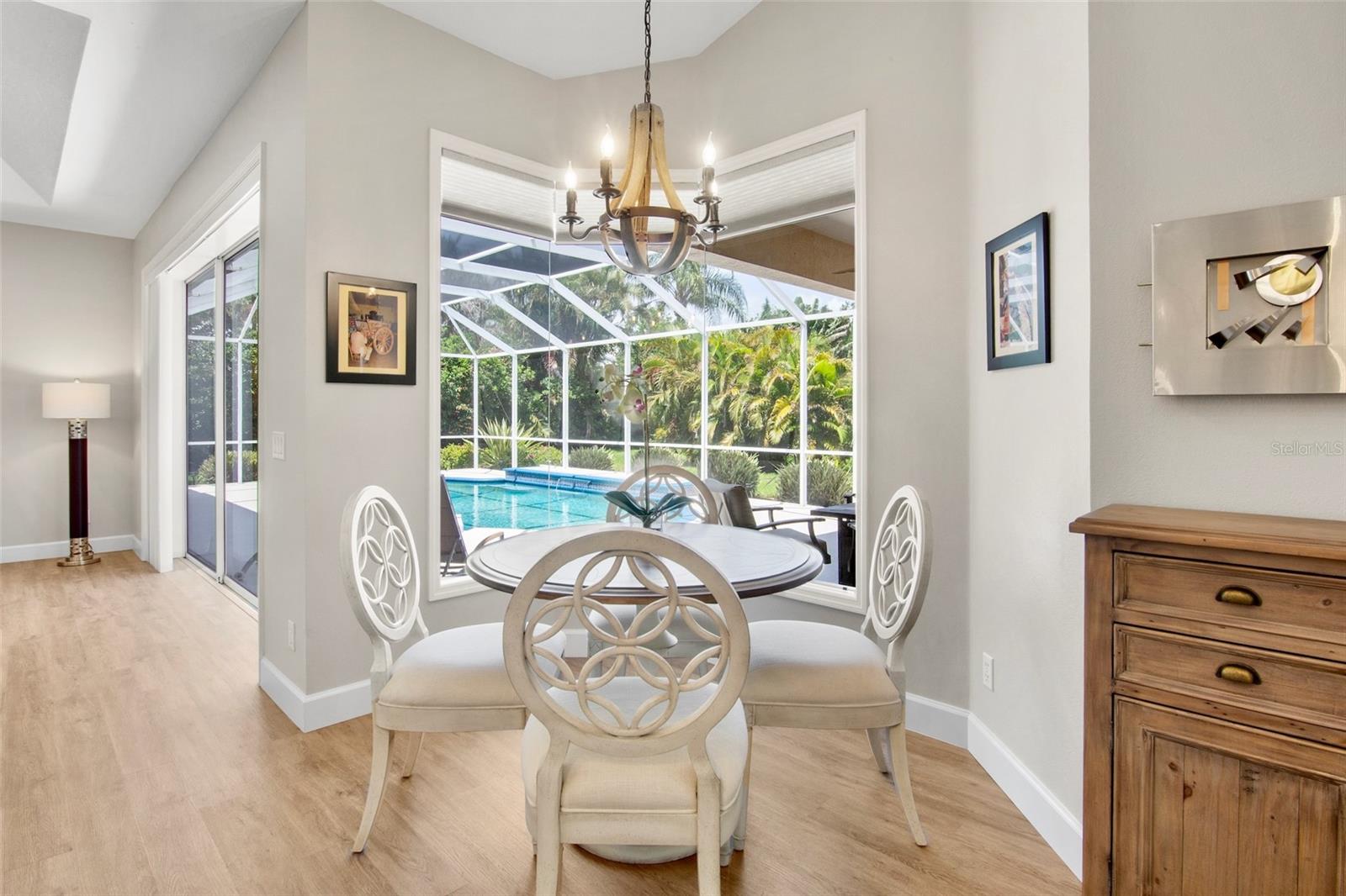 Image 8 of 43 For 4831 Sweetmeadow Circle