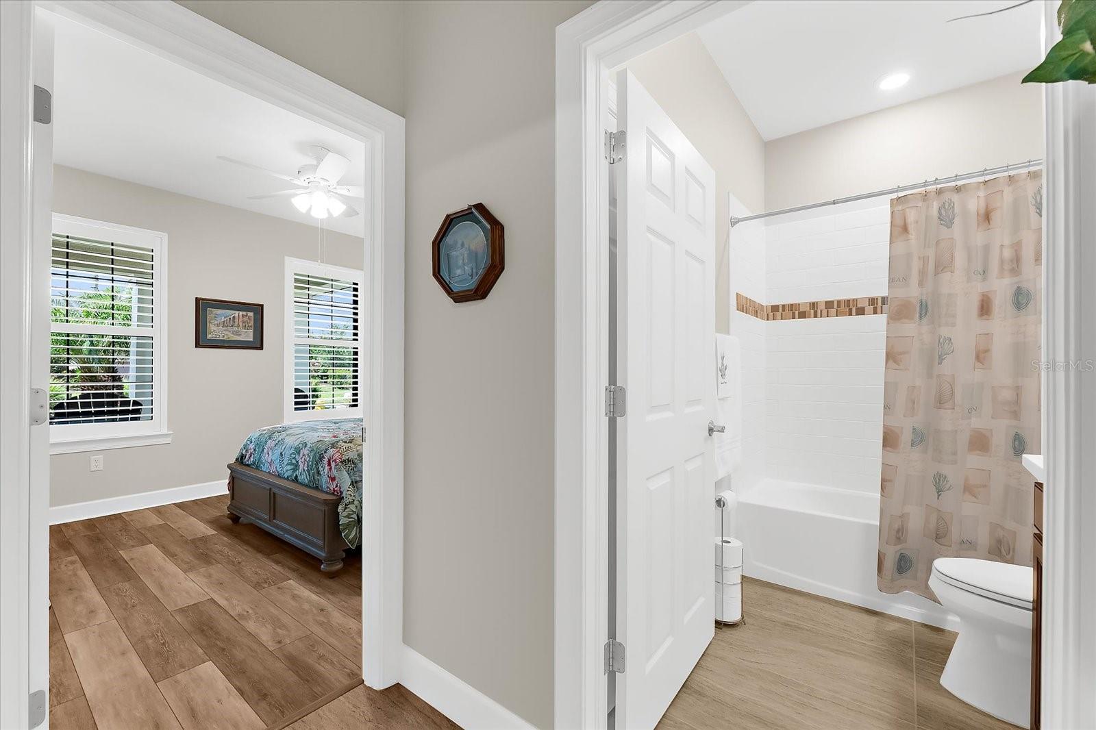 Image 13 of 94 For 17229 Hampton Falls Terrace