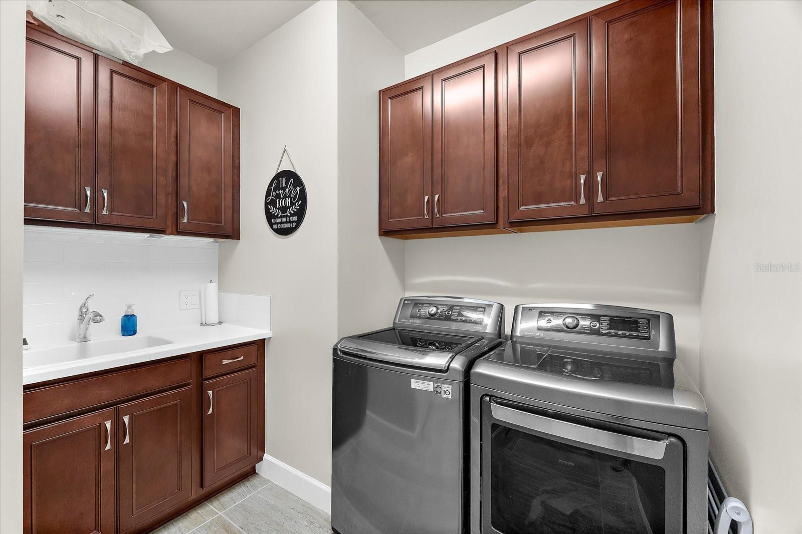 Image 38 of 94 For 17229 Hampton Falls Terrace