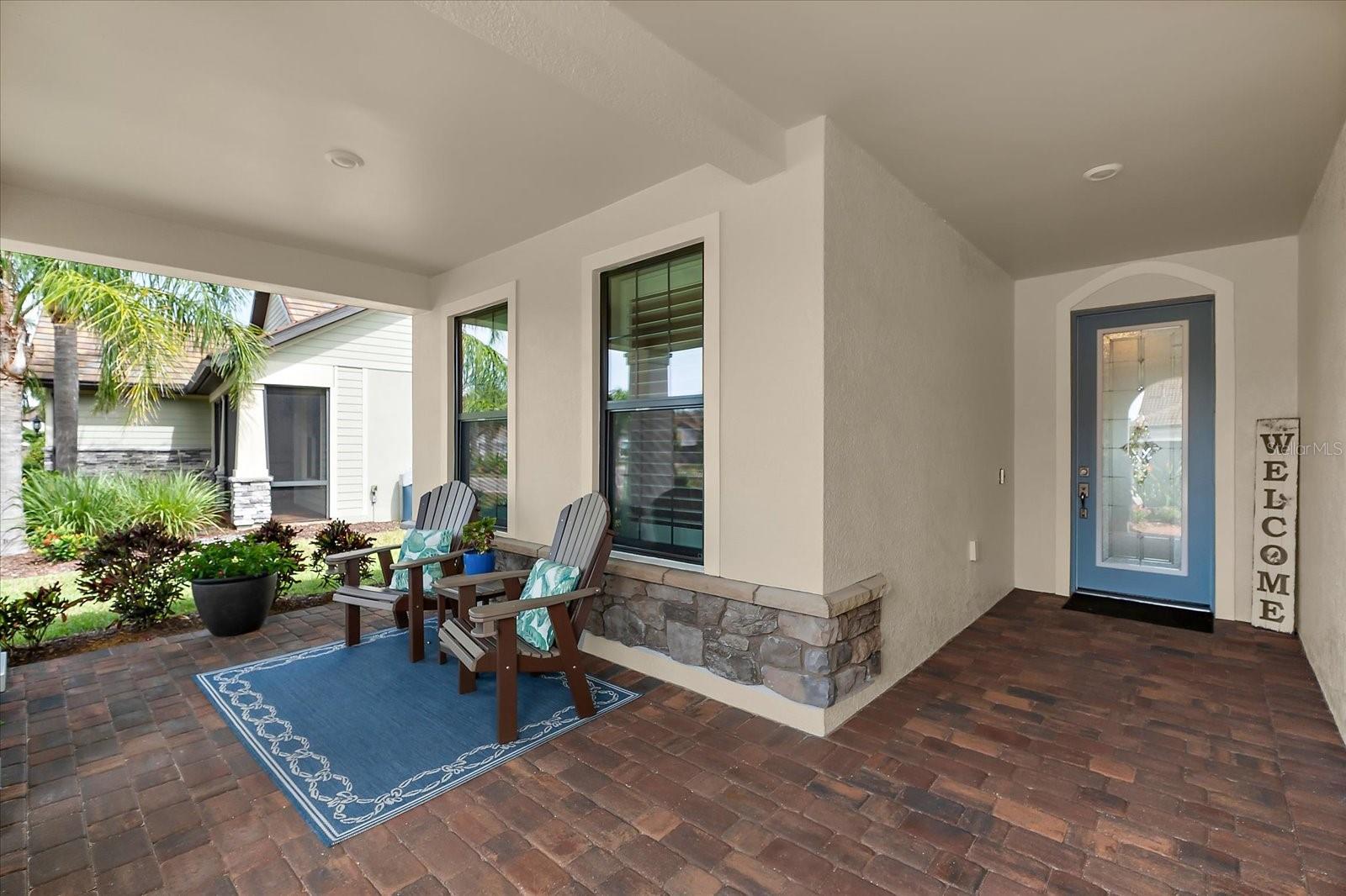 Image 4 of 94 For 17229 Hampton Falls Terrace