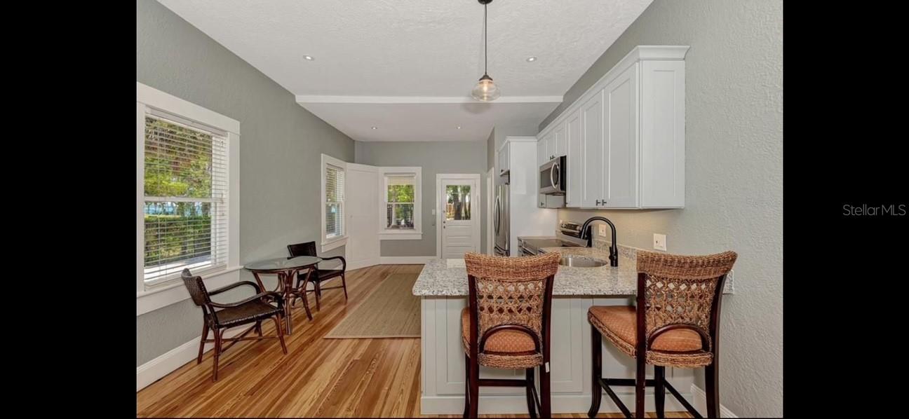 Image 2 of 11 For 1513 Palmetto Lane