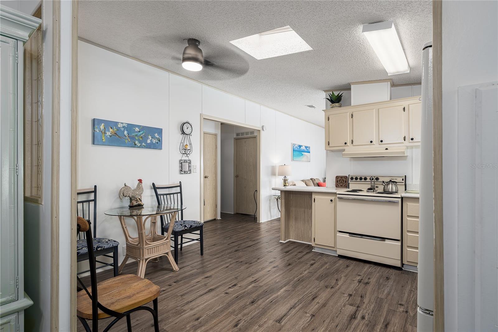 Image 11 of 29 For 4507 13th Street E