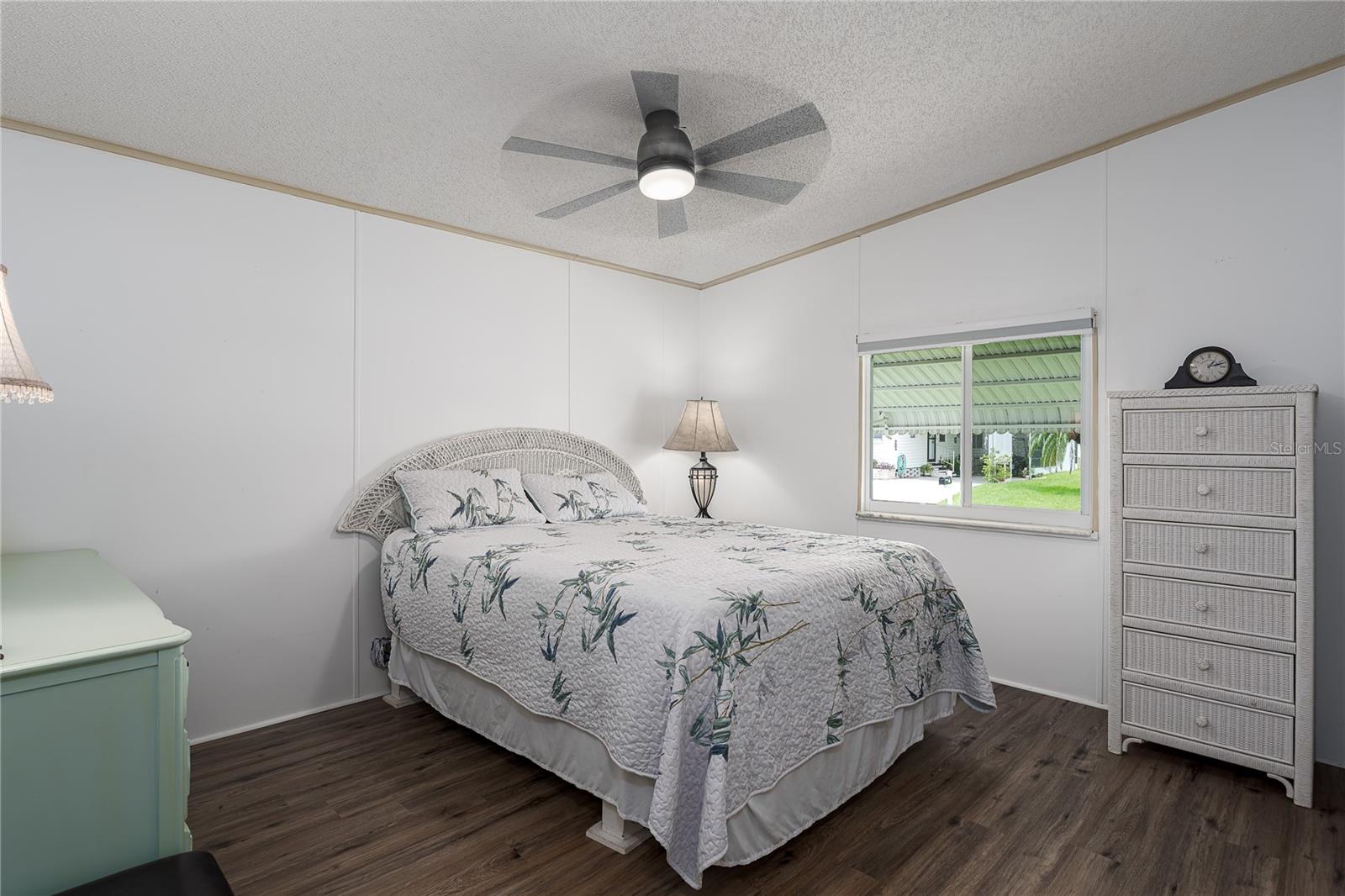 Image 19 of 29 For 4507 13th Street E