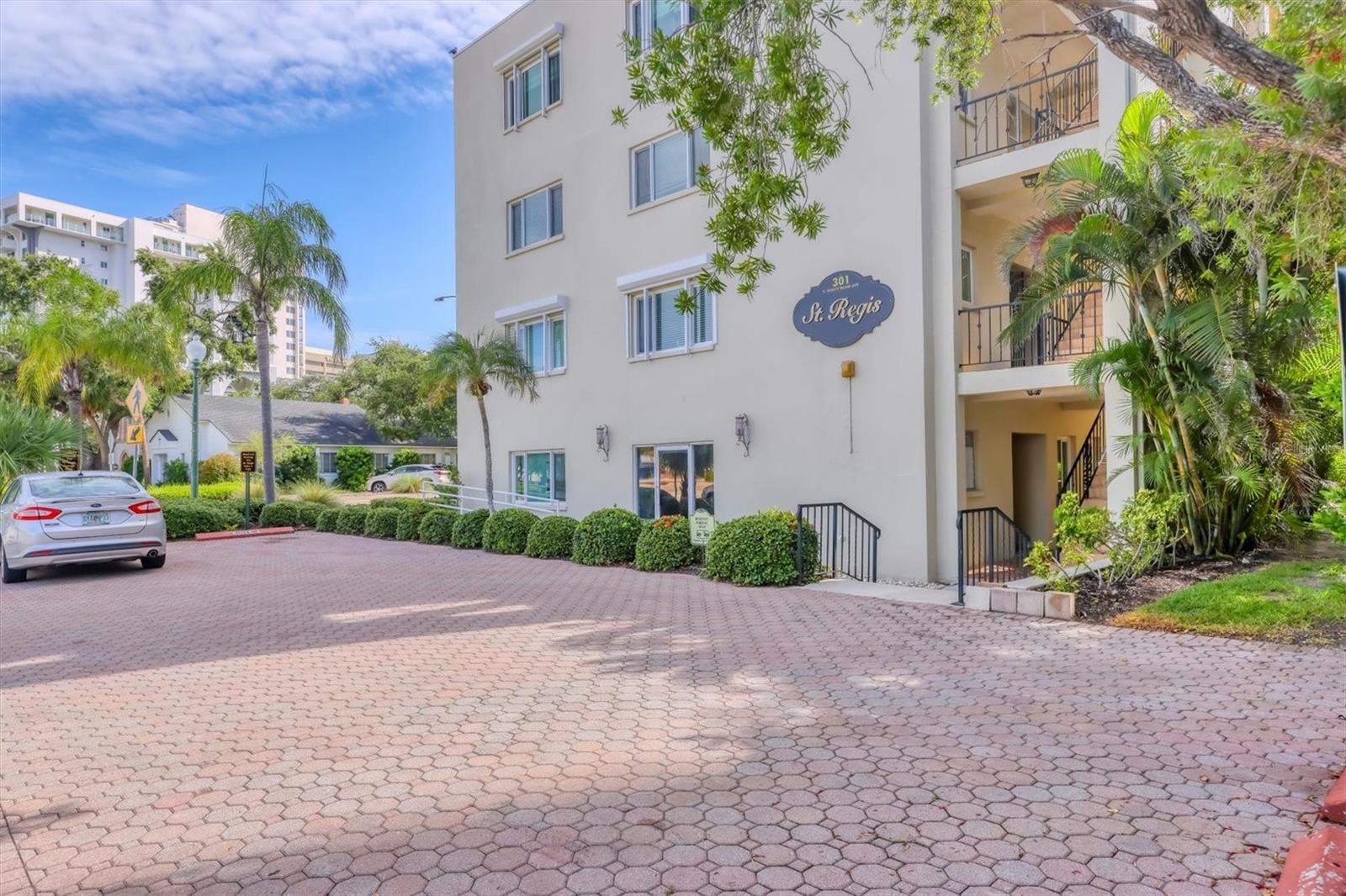 Details for 301 Gulfstream Avenue 103, SARASOTA, FL 34236