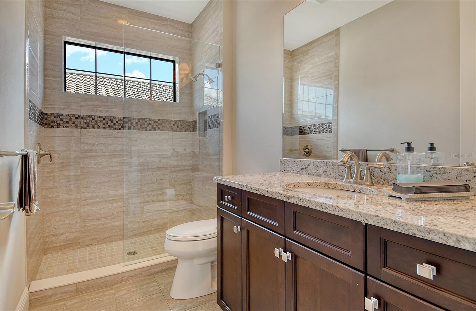 Image 34 of 87 For 7638 Windy Hill Cove