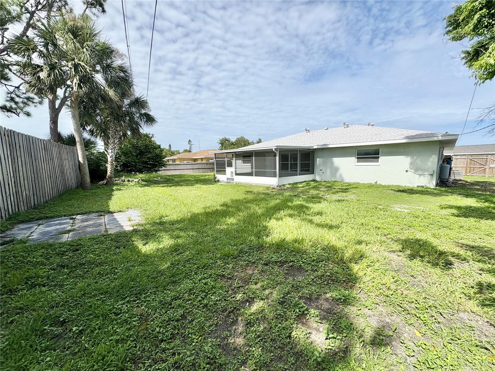 Image 17 of 29 For 3126 Shamrock Drive