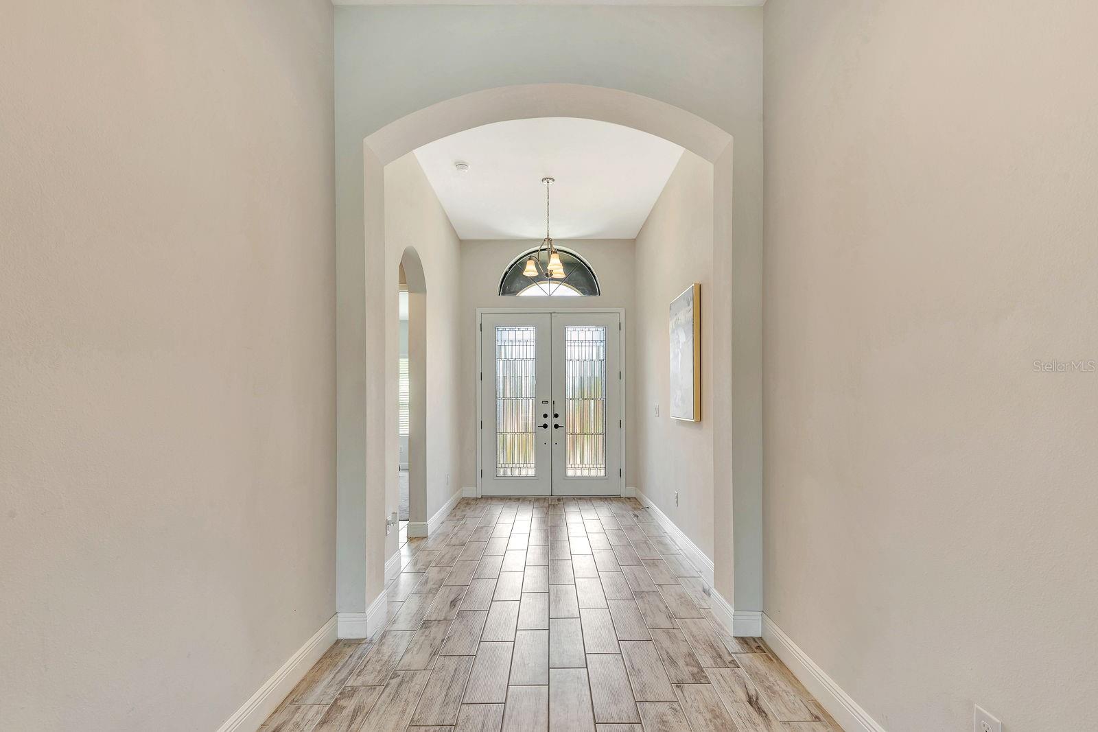 Image 10 of 62 For 9215 Isabella Circle