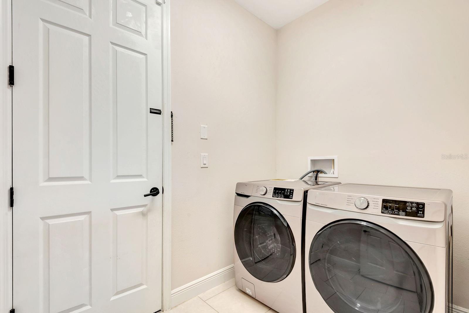 Image 18 of 62 For 9215 Isabella Circle