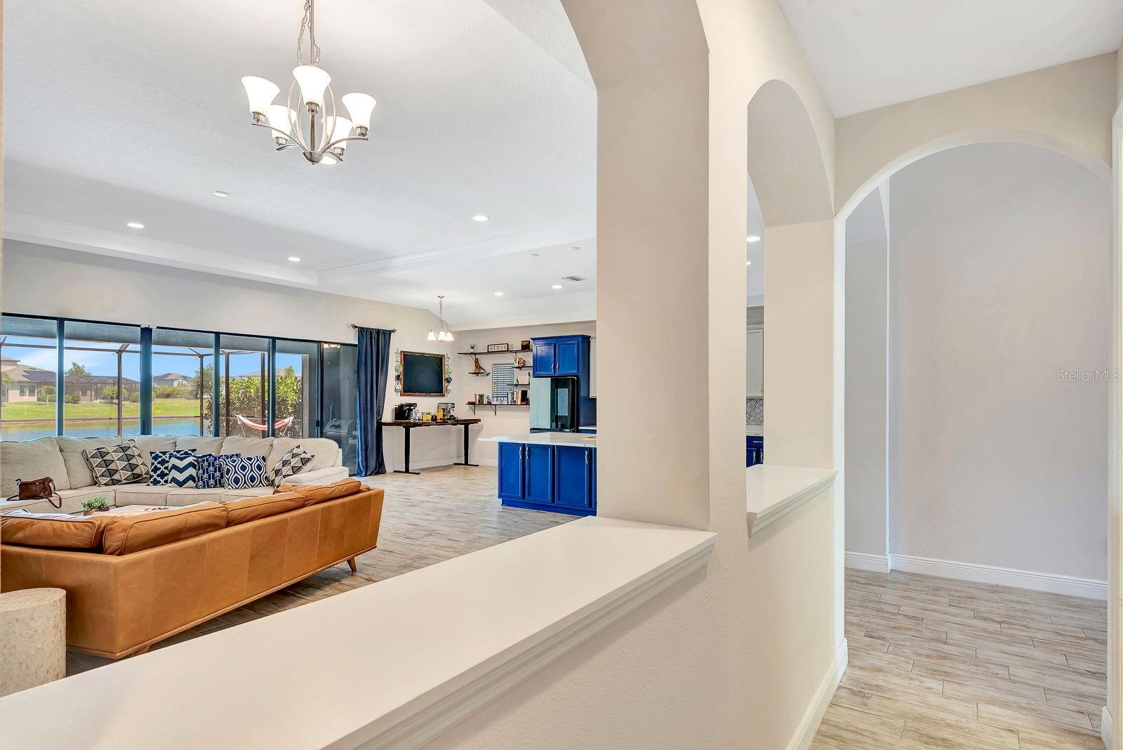 Image 22 of 62 For 9215 Isabella Circle