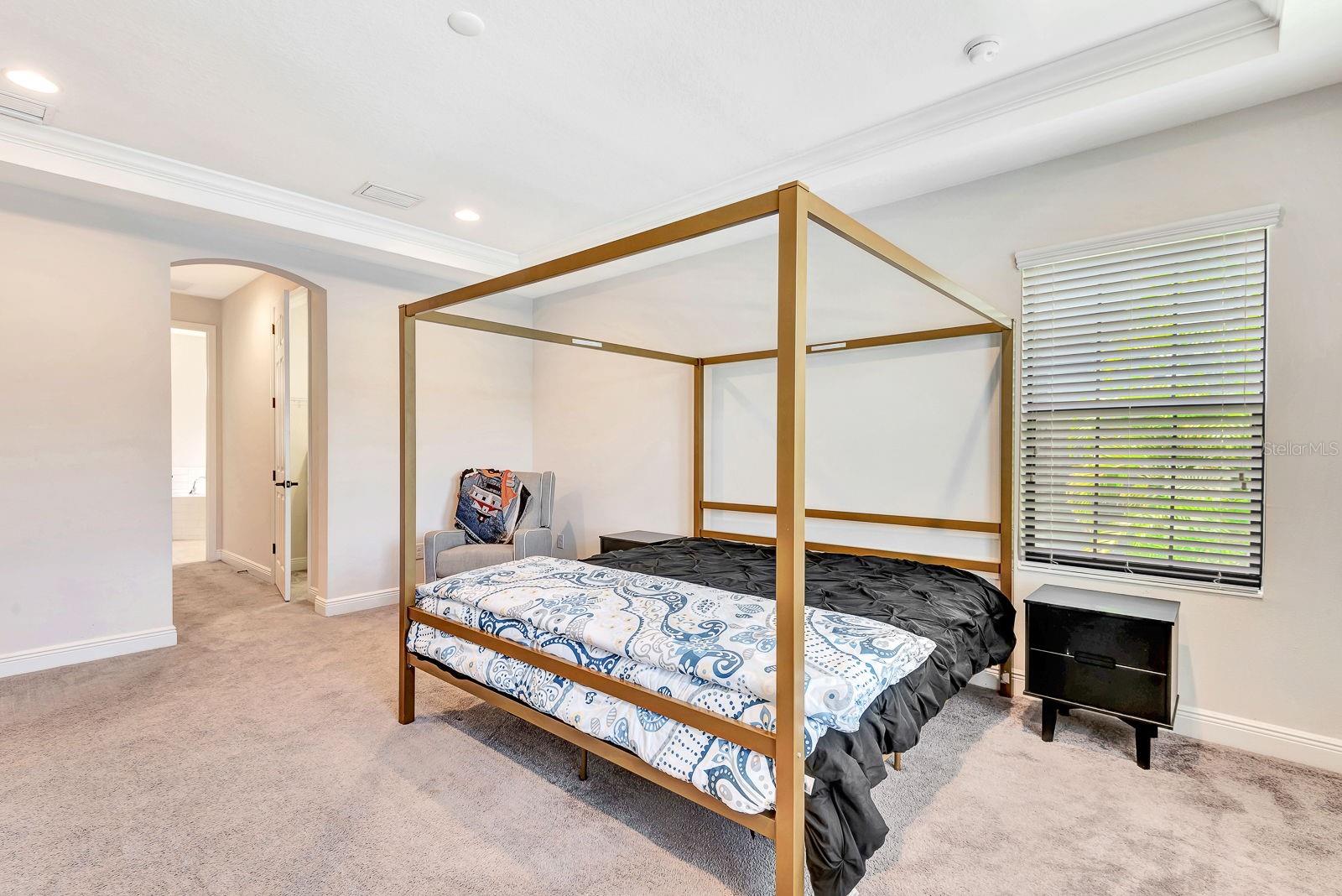 Image 36 of 62 For 9215 Isabella Circle