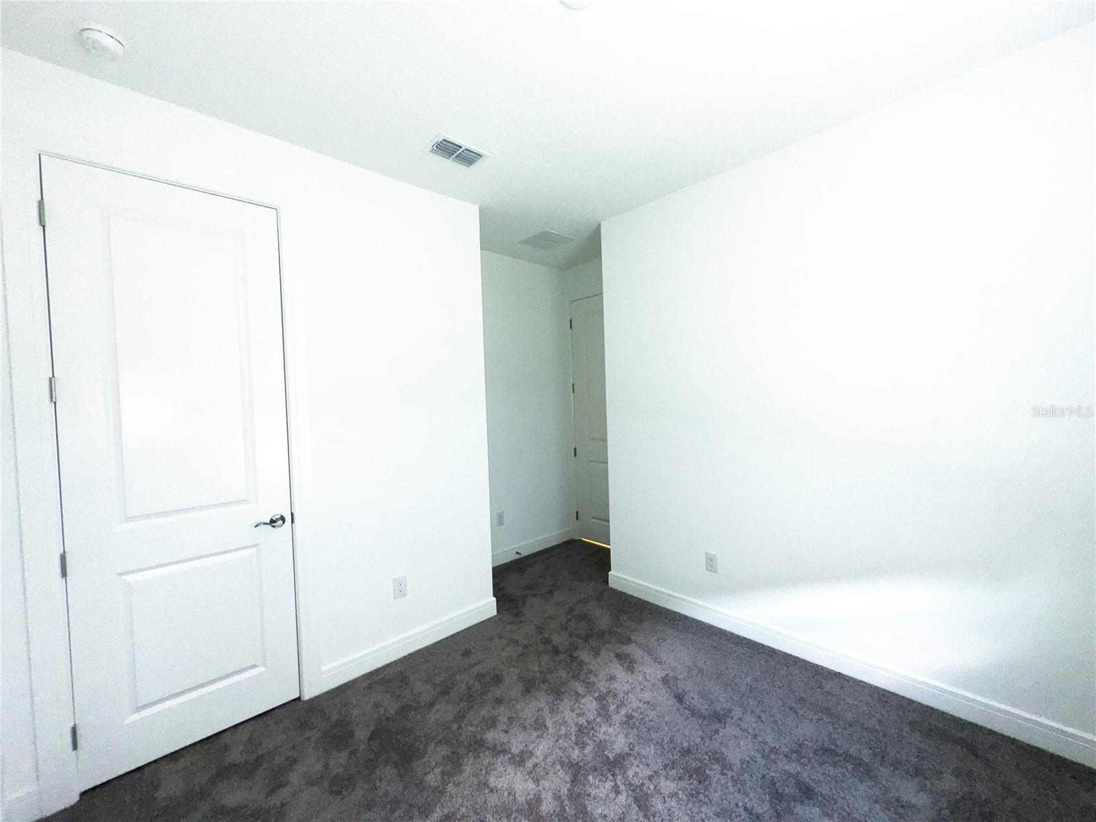 Image 18 of 24 For 10011 Longmeadow Avenue