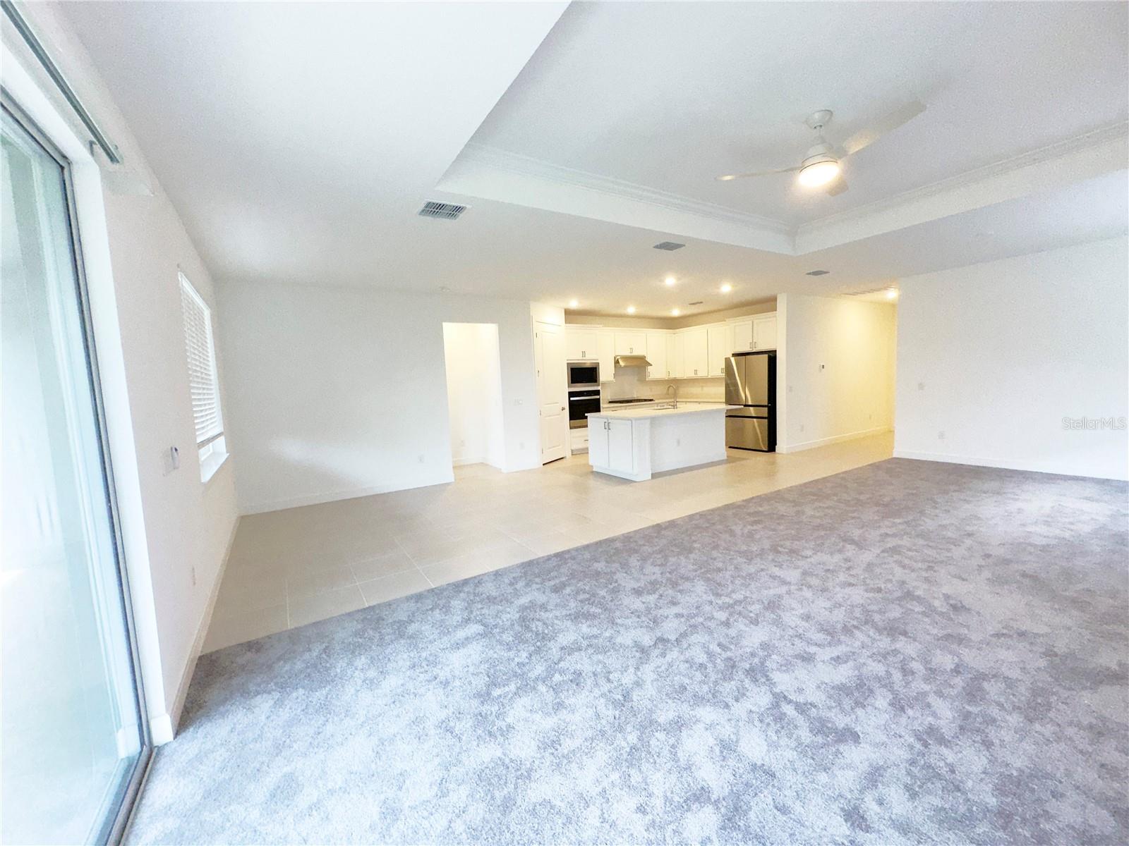 Image 4 of 24 For 10011 Longmeadow Avenue