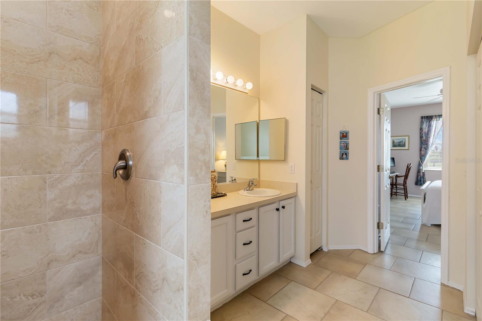 Image 20 of 37 For 9410 71st Avenue E