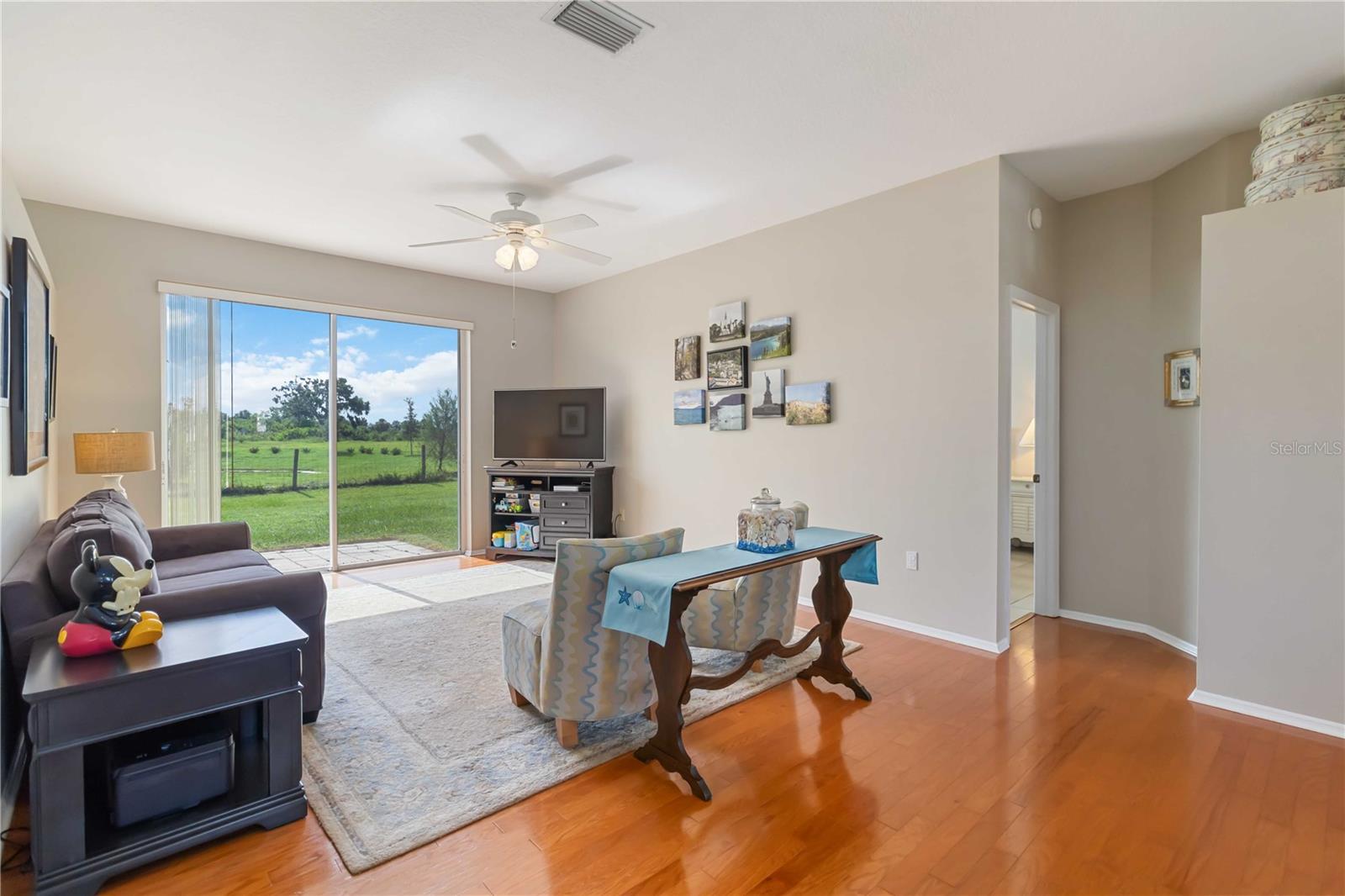 Image 3 of 37 For 9410 71st Avenue E