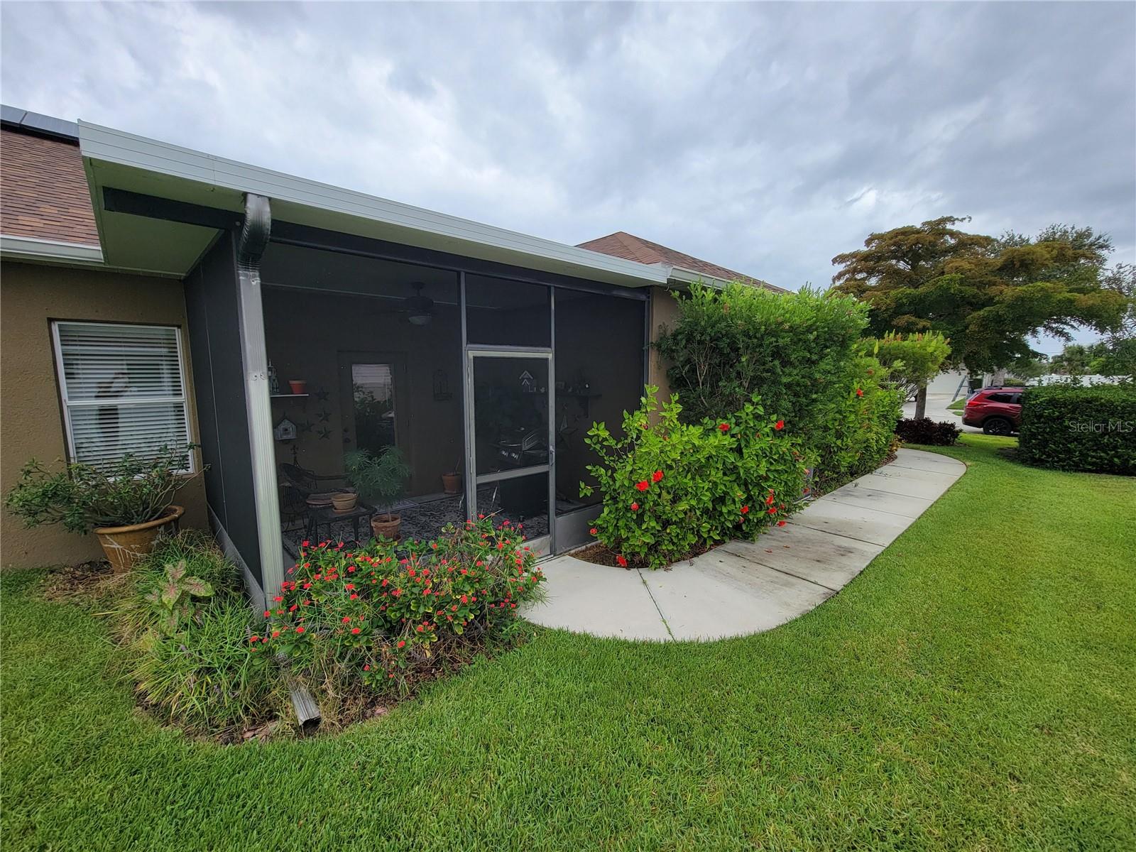 Image 5 of 37 For 2819 47th Street E