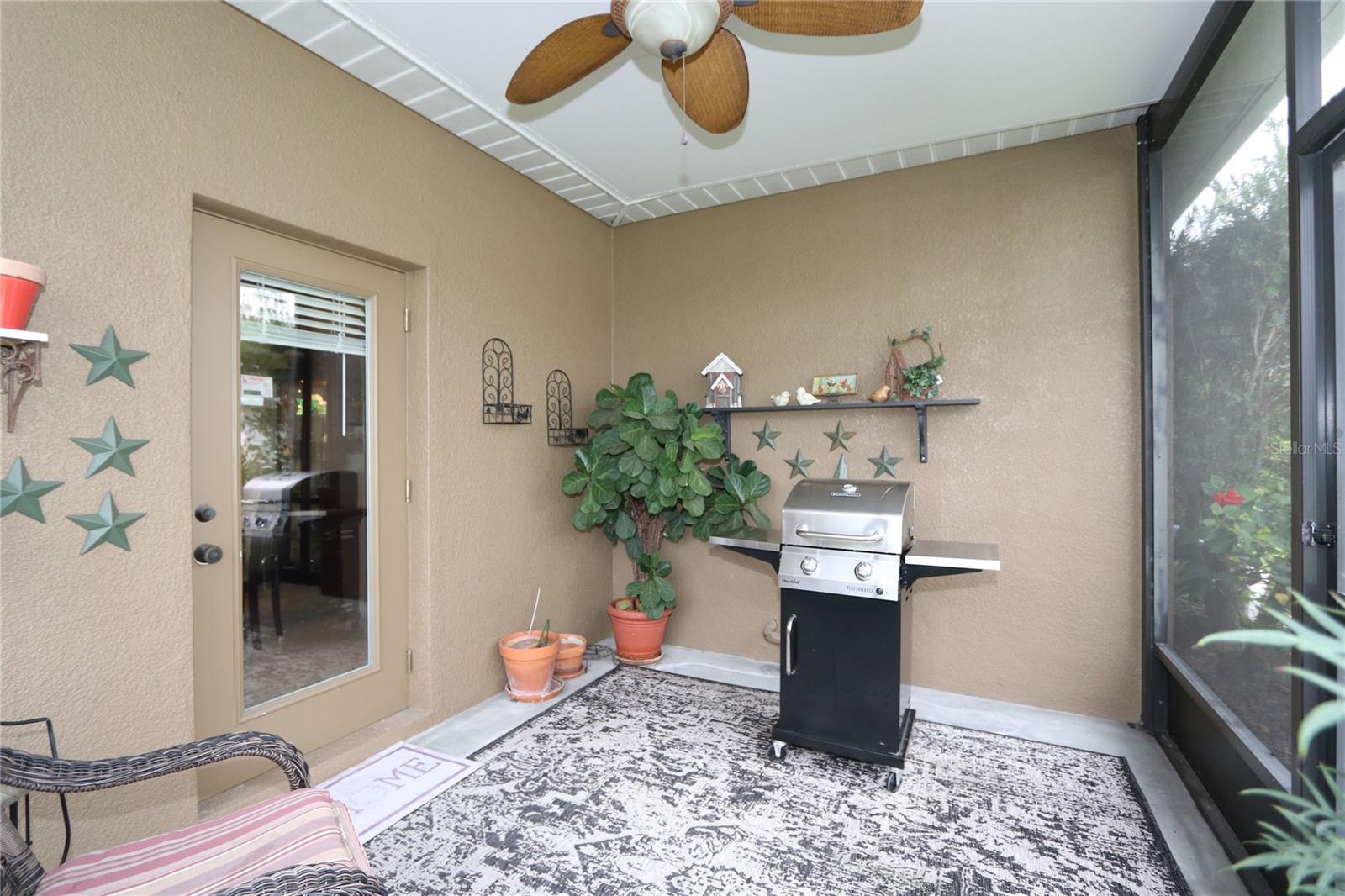 Image 7 of 37 For 2819 47th Street E