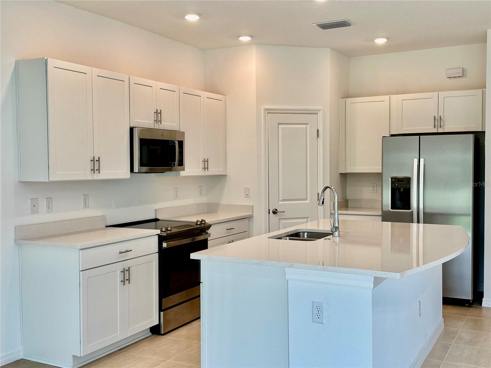 Image 10 of 59 For 15080 Ginetti Street