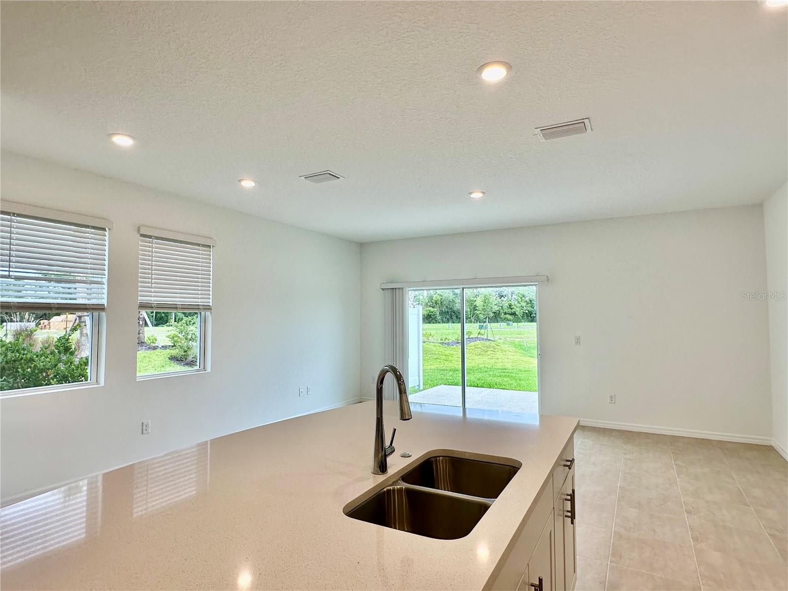 Image 13 of 59 For 15080 Ginetti Street
