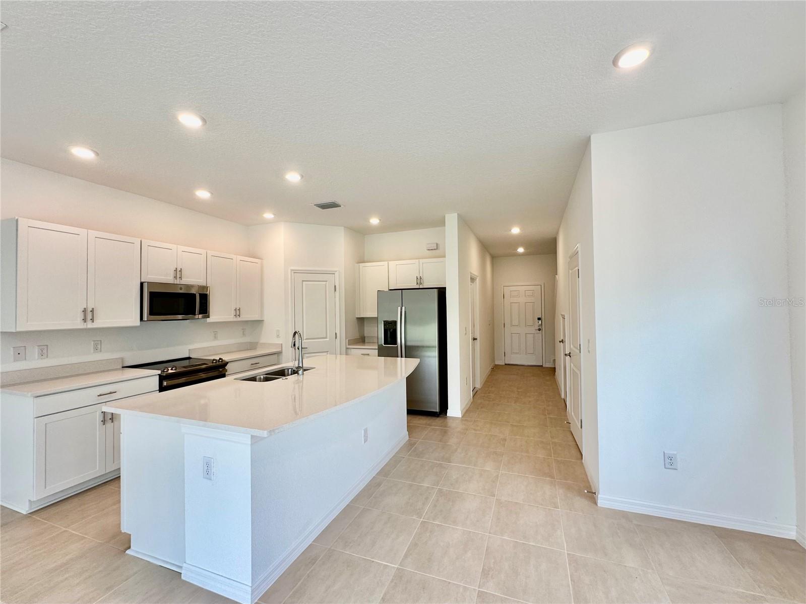 Image 6 of 59 For 15080 Ginetti Street
