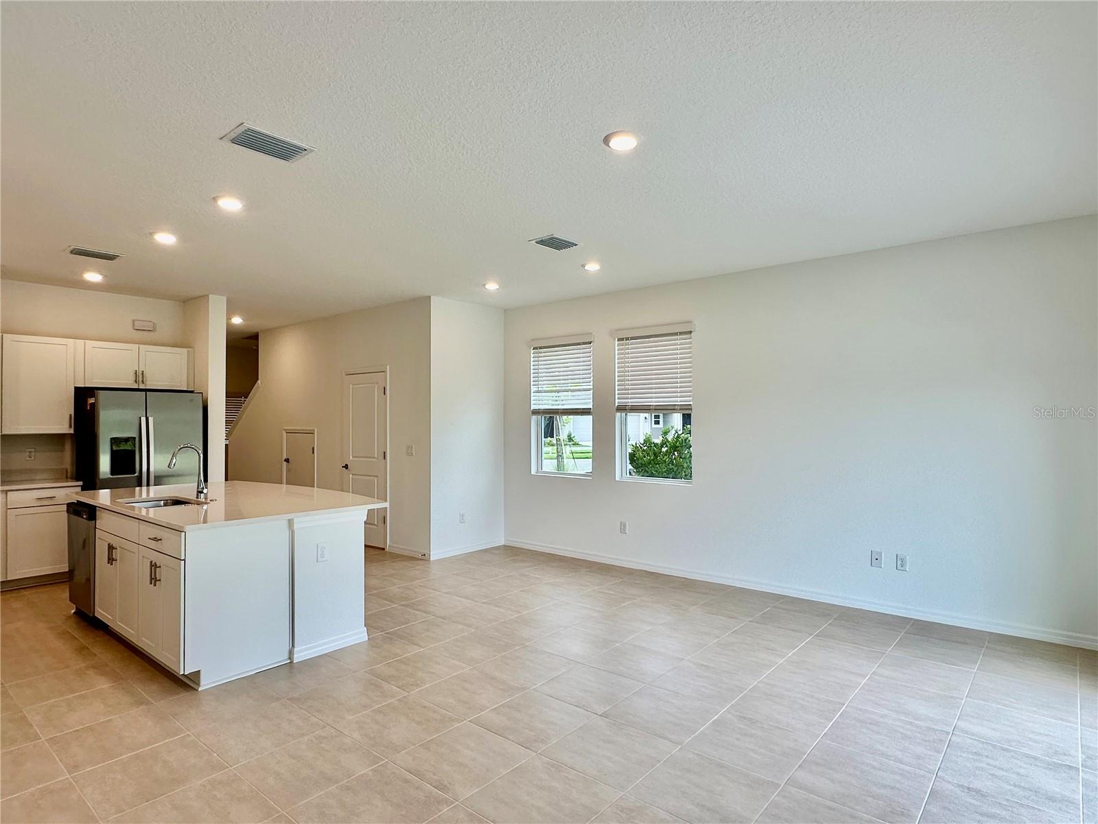 Image 7 of 59 For 15080 Ginetti Street