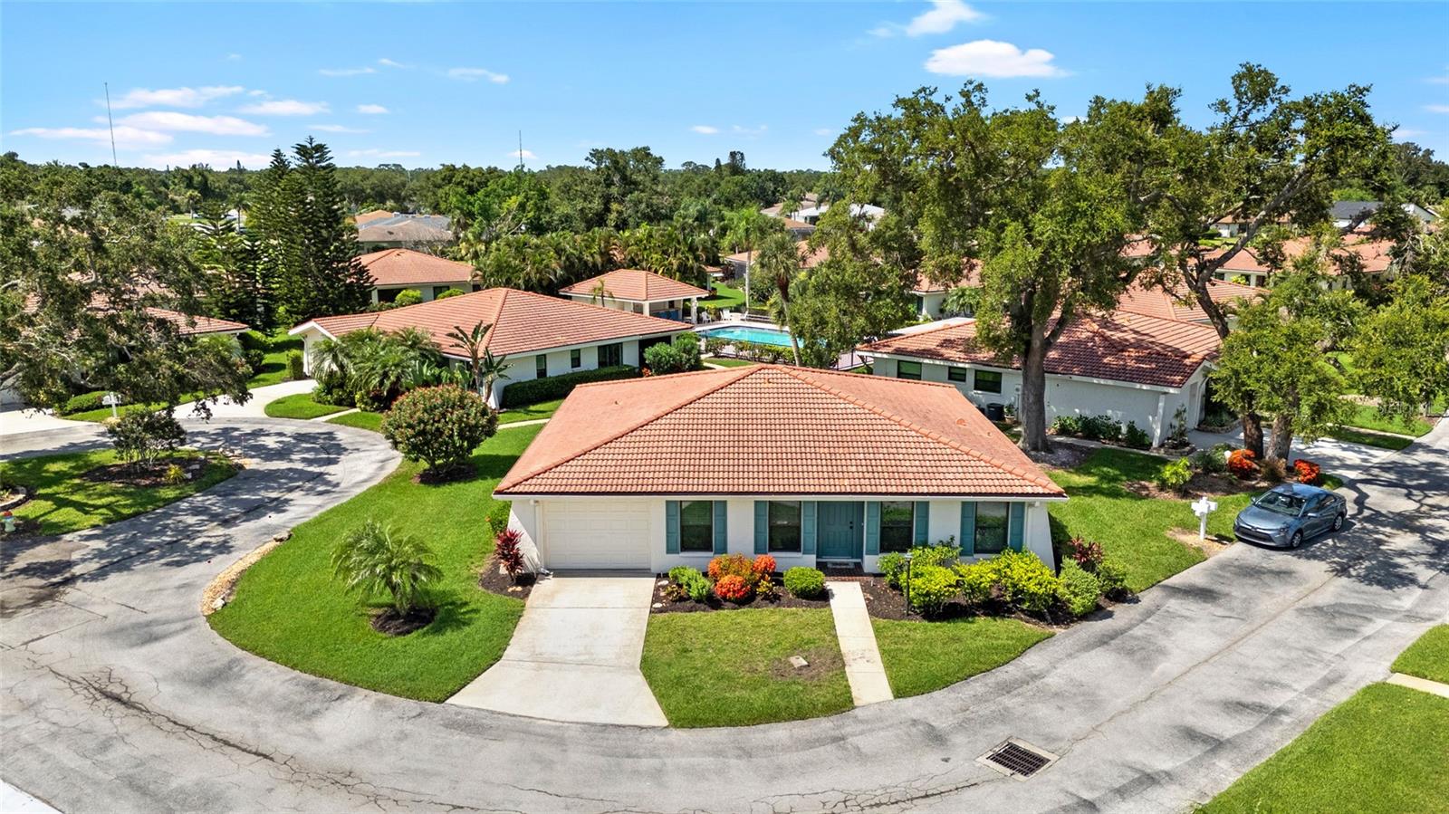 Image 2 of 44 For 5017 Vivienda Way 29