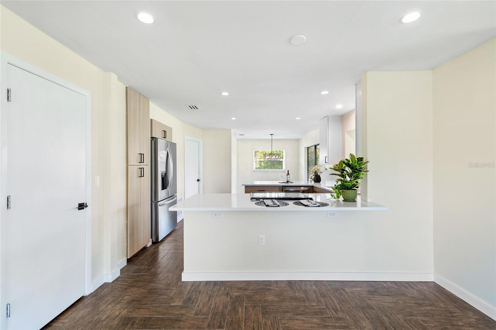 Image 24 of 44 For 5017 Vivienda Way 29