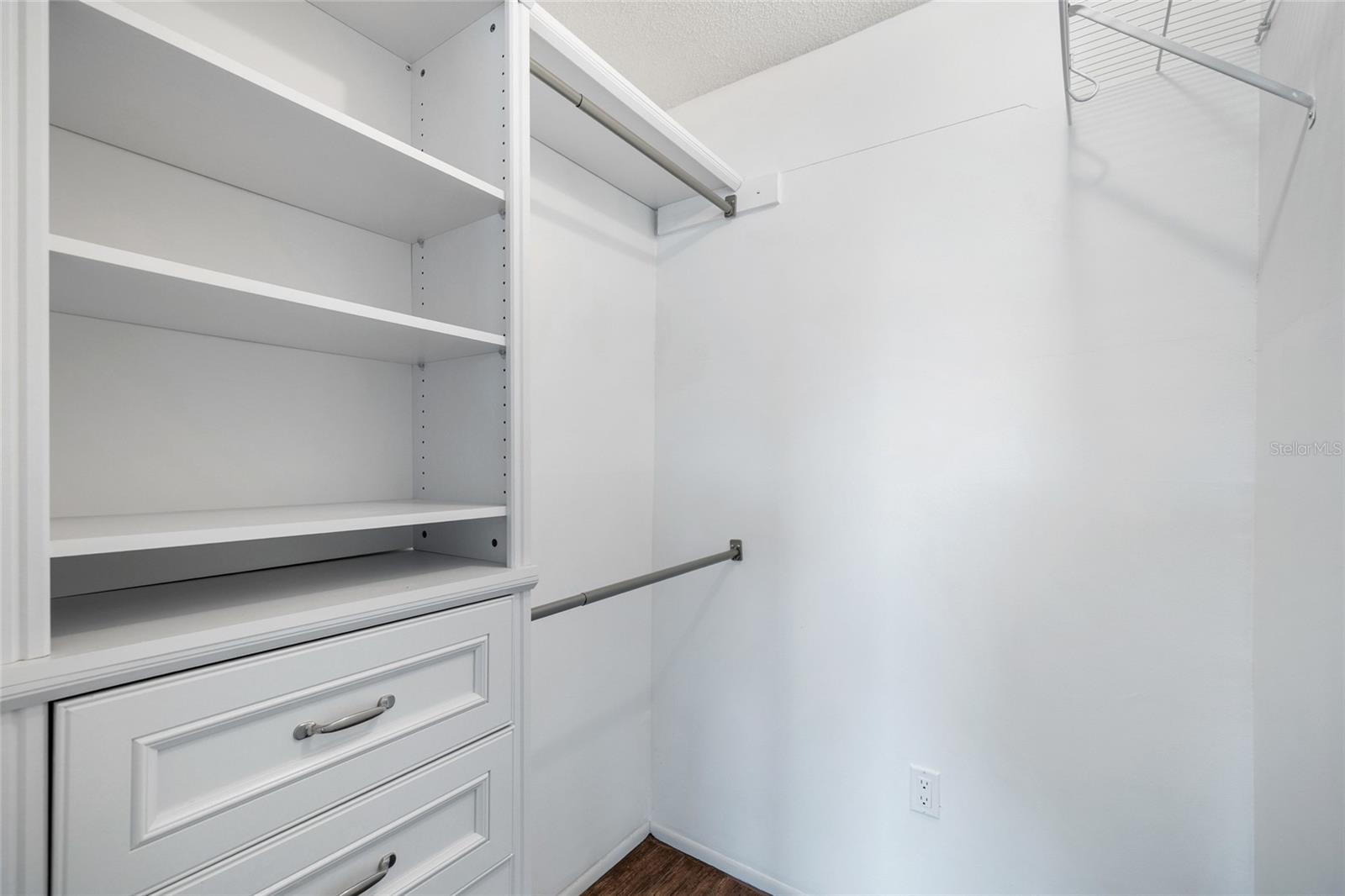 Image 36 of 44 For 5017 Vivienda Way 29