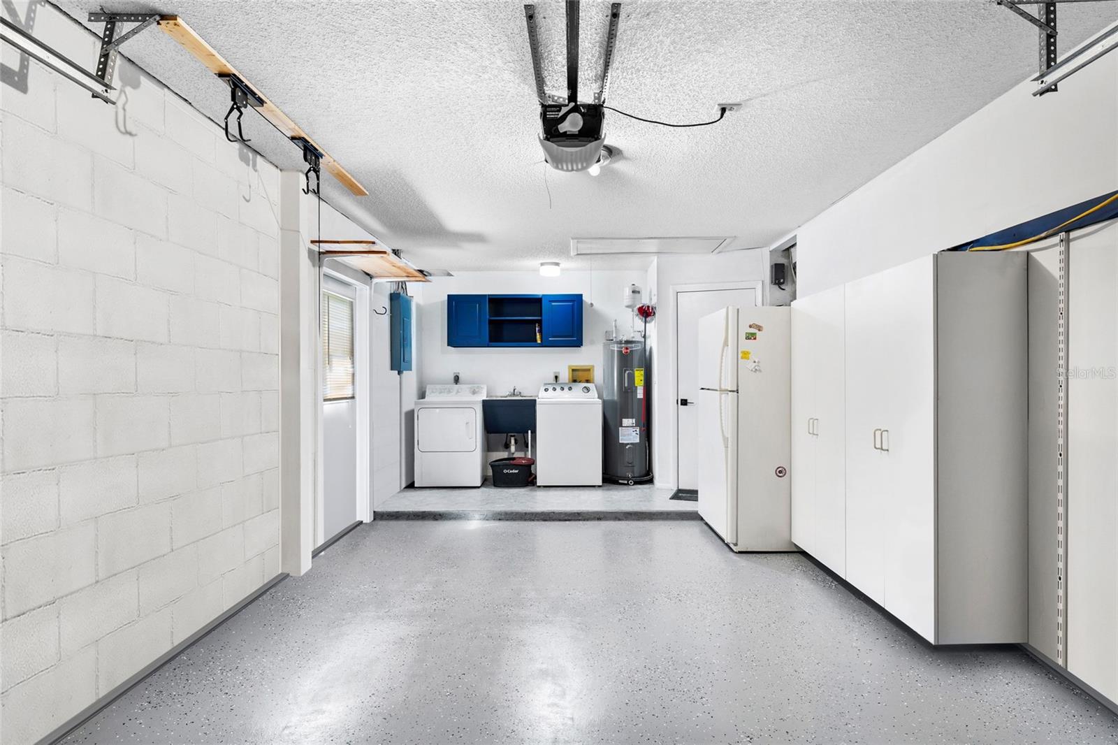 Image 39 of 44 For 5017 Vivienda Way 29