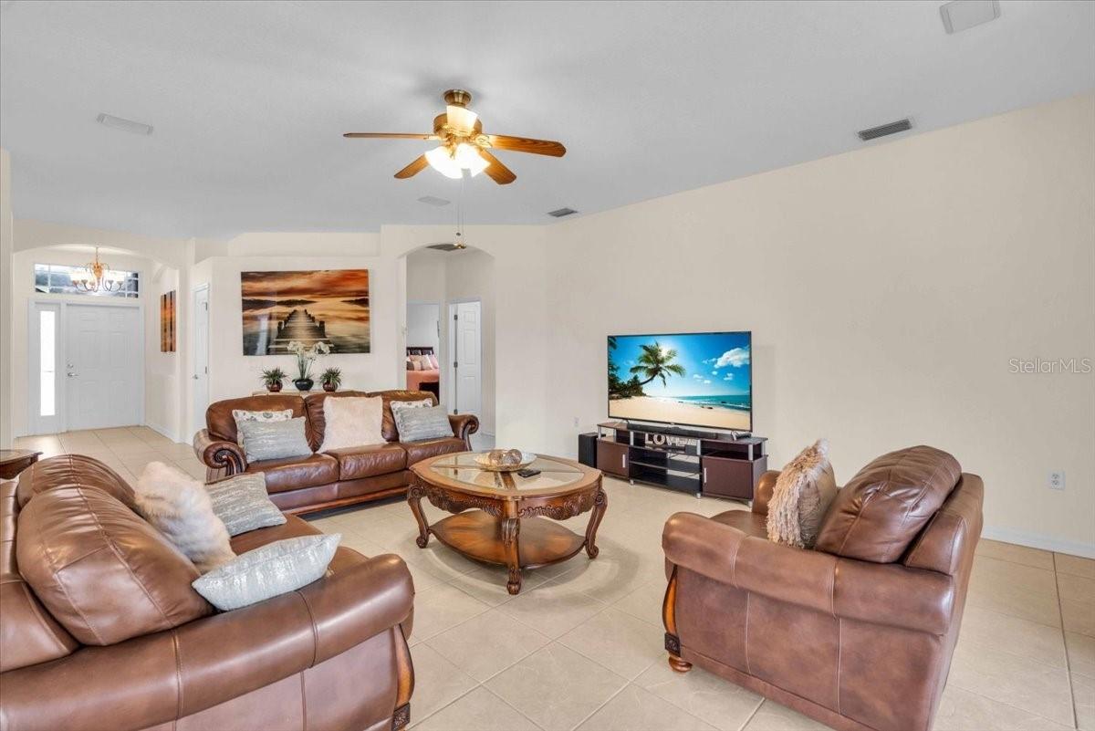 Image 3 of 18 For 15688 Lemon Fish Drive