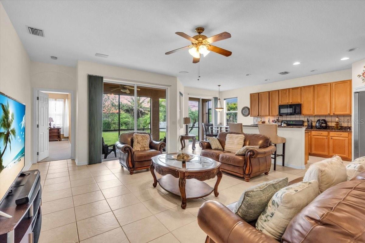 Image 4 of 18 For 15688 Lemon Fish Drive
